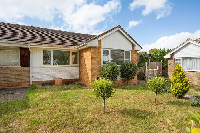 3 Bedroom Semi-Detached Bungalow For Sale In Highgate Road, Whitstable, CT5