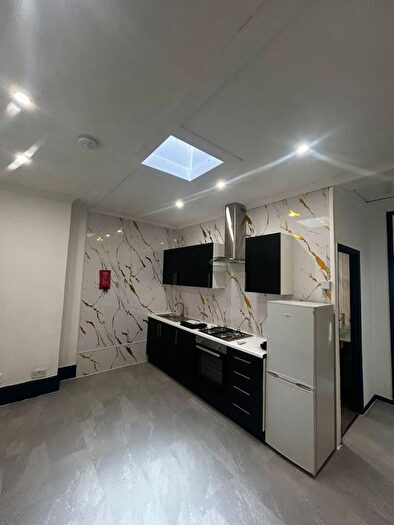 2 Bedroom Barn Conversion To Rent In Ilford, IG1