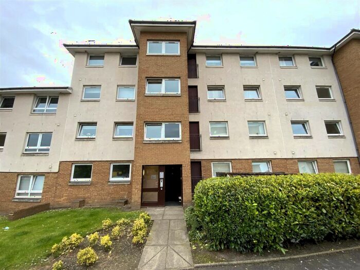 3 Bedroom Apartment To Rent In Silverbanks Road, Cambuslang, Glasgow, G72