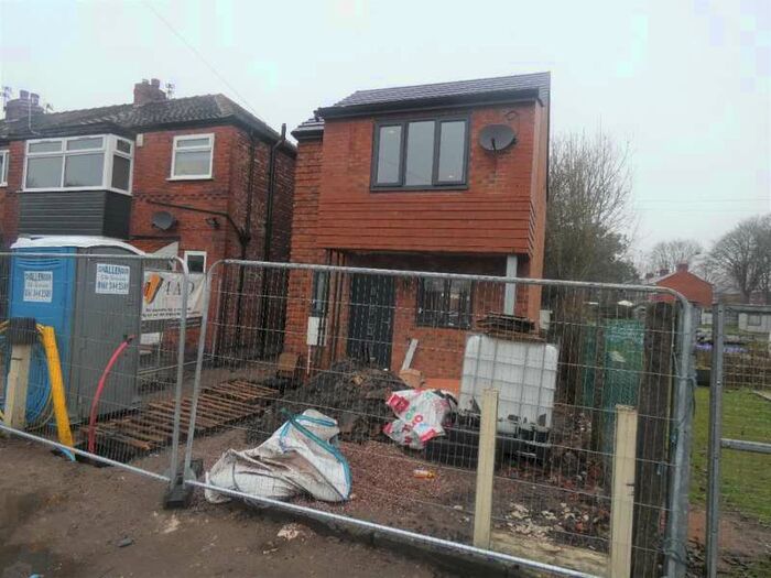 2 Bedroom Detached House To Rent In Lancaster Avenue Whitefield, M45