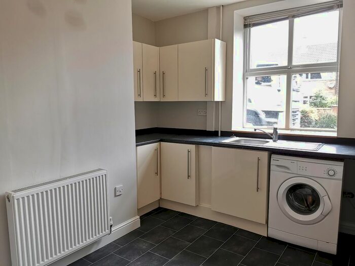 2 Bedroom End Of Terrace House To Rent In Little Church Lane, Methley, Leeds, West Yorkshire, Uk, LS26
