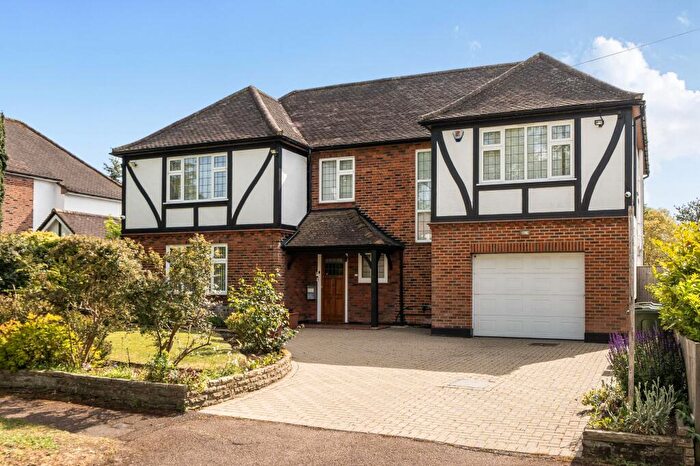 5 Bedroom Detached House For Sale In The Avenue, Cheam, SM2