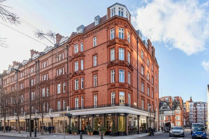 4 Bedroom Flat To Rent In Sloane Street, London, SW1X