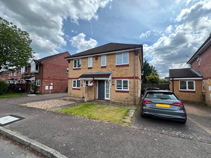 2 Bedroom House To Rent In The Meadows, Bishop'S Stortford, CM23