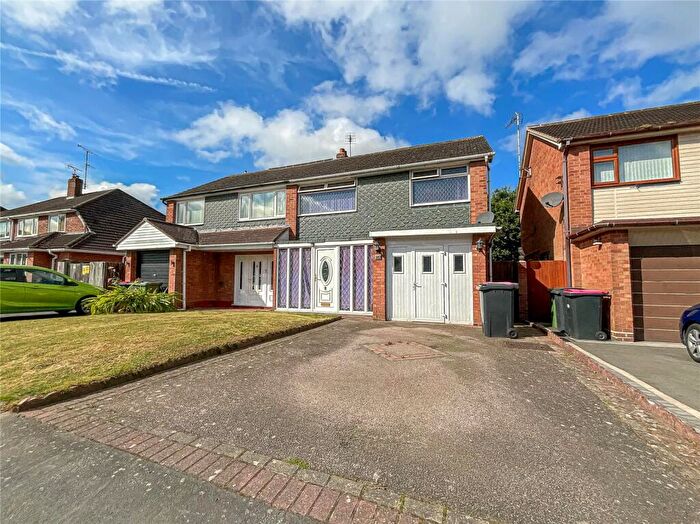 3 Bedroom Semi-Detached House For Sale In Pooley View, Polesworth, Tamworth, Warwickshire, B78