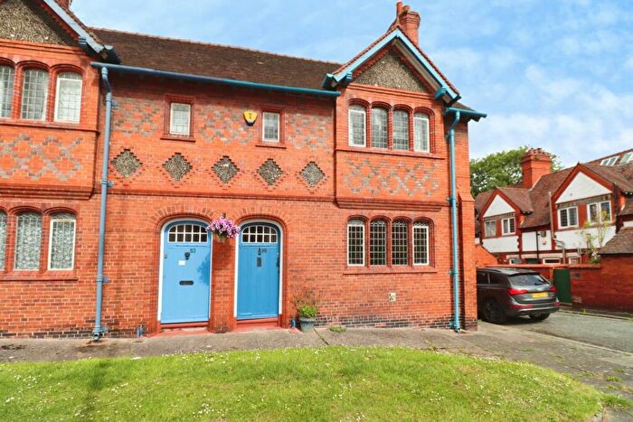 2 Bedroom End Of Terrace House For Sale In Wood Street, Port Sunlight, CH62