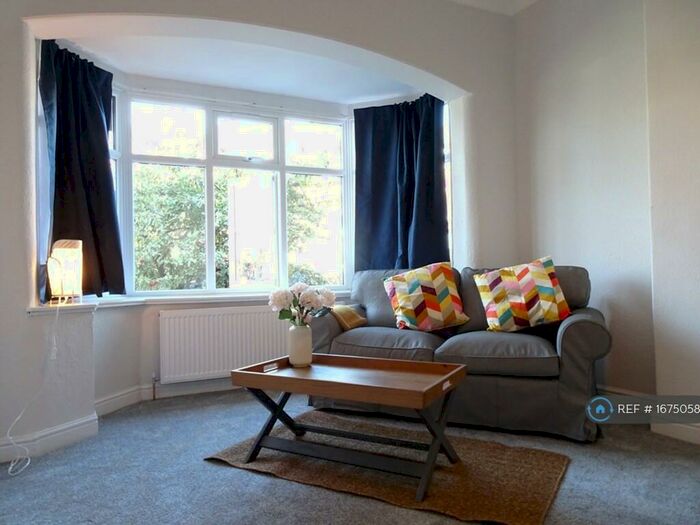 1 Bedroom Flat To Rent In Richmond Grove, Manchester, M13