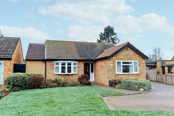 3 Bedroom Detached Bungalow For Sale In Manor Road, Mears Ashby, NN6