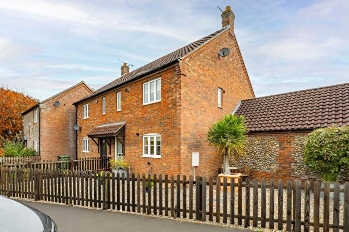 3 Bedroom Terraced House For Sale In Pearsons Close, Holt, NR25