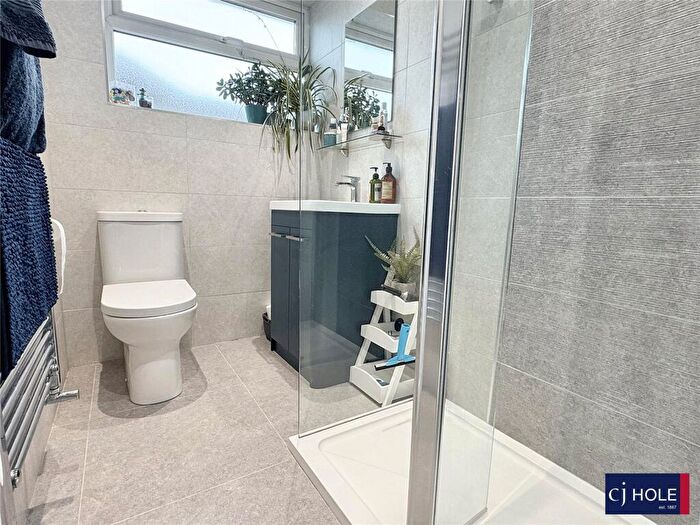 2 Bedroom Bungalow For Sale In Horsbere Road, Hucclecote, Gloucester, GL3