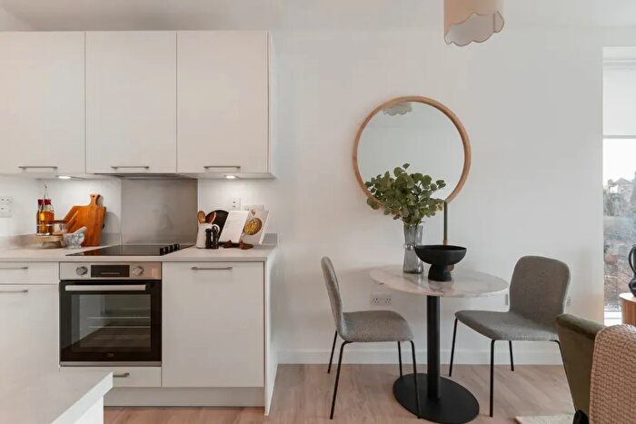 1 Bedroom Flat To Rent In Leon House, The Heights, Charlton, SE7