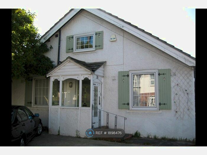 1 Bedroom Flat To Rent In Kings Avenue, Chichester, PO19