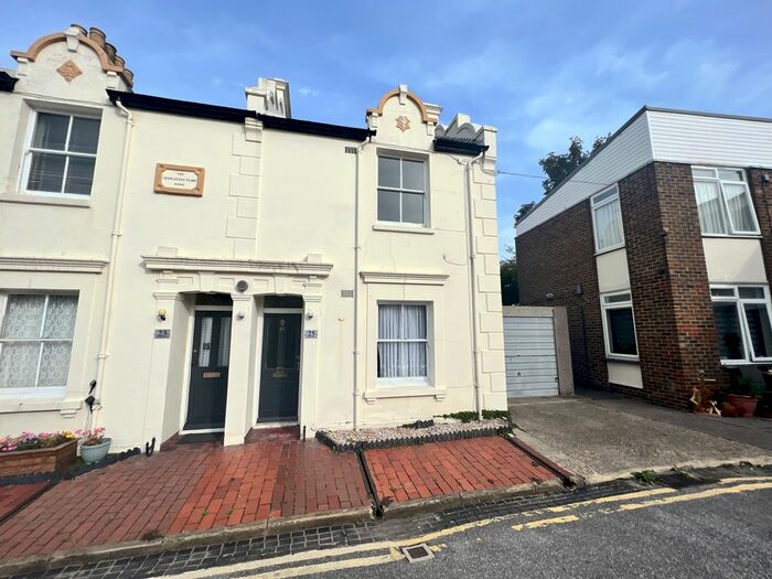 2 Bedroom Terraced House To Rent In Alexandra Homes, Tivoli Road, Margate, CT9
