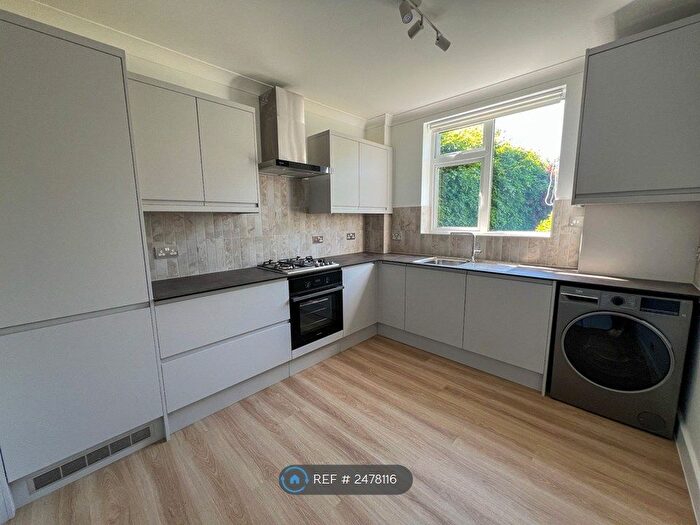 2 Bedroom Flat To Rent In Westover Road, Bristol, BS9