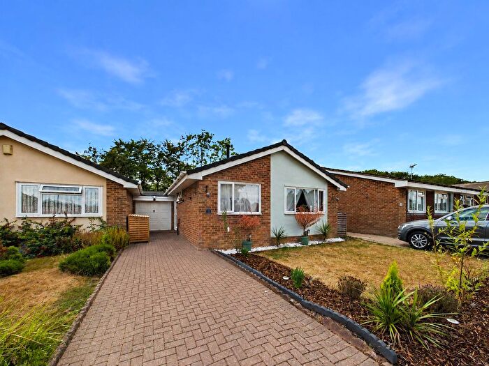 2 Bedroom Detached Bungalow For Sale In Beech Close, Stokenchurch, High Wycombe, Buckinghamshire, HP14