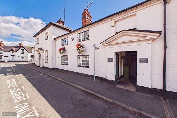 3 Bedroom Cottage For Sale In Mews Cottage, Trent Lane, Great Haywood, ST18