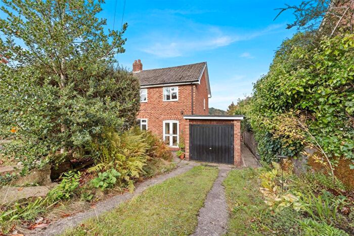 3 Bedroom Semi-Detached House For Sale In Gleave Avenue, Bollington, Macclesfield, SK10