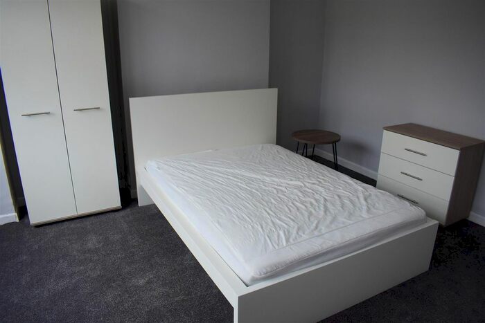 4 Bedroom Terraced House To Rent In Manners Road, Southsea, Portsmouth, PO4