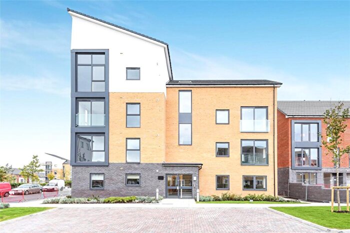 1 Bedroom Apartment To Rent In Longships Way, Reading, Berkshire, RG2