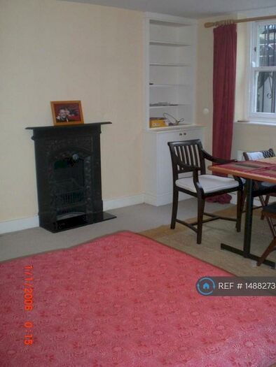 Studio To Rent In Camden, London, NW1