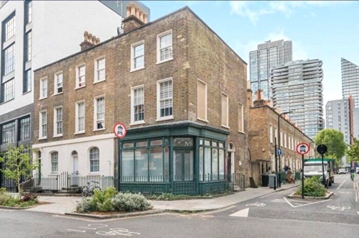 5 Bedroom End Of Terrace House To Rent In Shepherdess Walk, London, N1