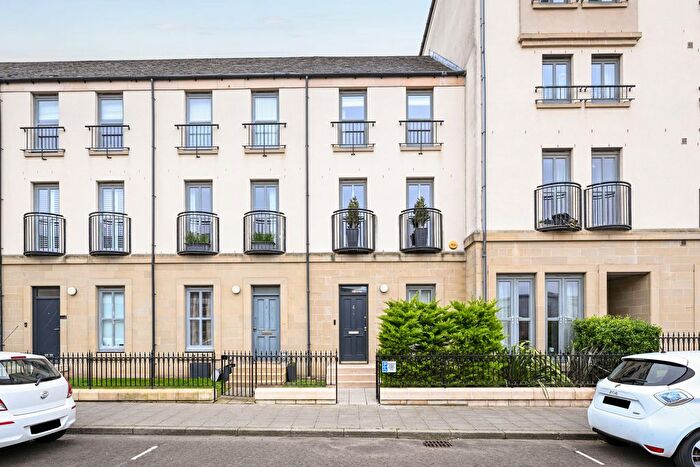 4 Bedroom Terraced House For Sale In Windrush Drive, Newhaven, Edinburgh, EH6