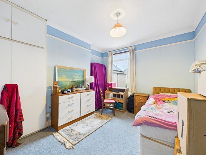 4 Bedroom End Of Terrace House For Sale In London Road, Bromley, Kent, BR1