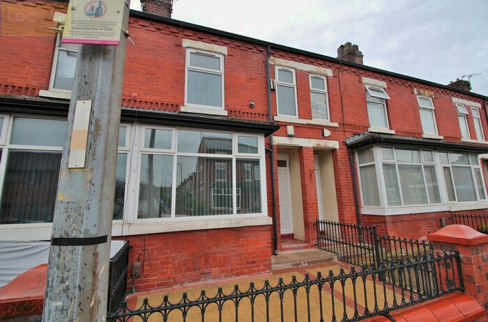 3 Bedroom Terraced House To Rent In Tootal Road, Salford, M5
