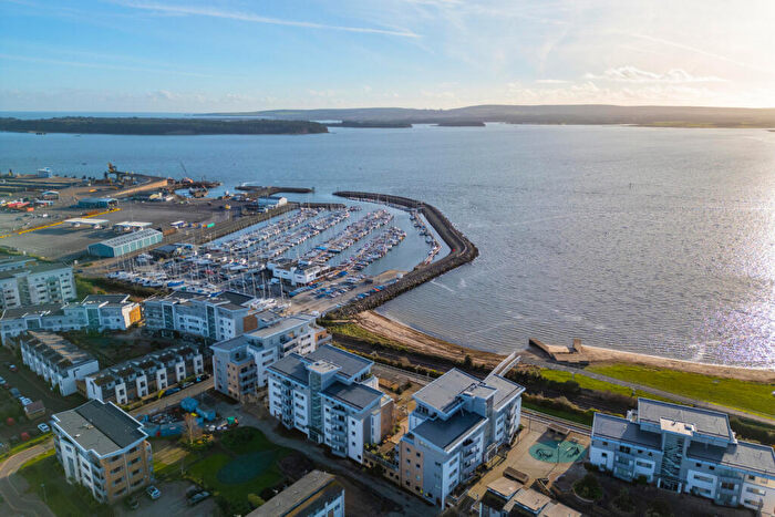3 Bedroom Penthouse For Sale In Stone Close, Hamworthy, Poole, Dorset, BH15