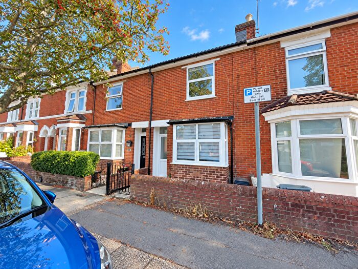 3 Bedroom Terraced House To Rent In High Street, Eastleigh, SO50