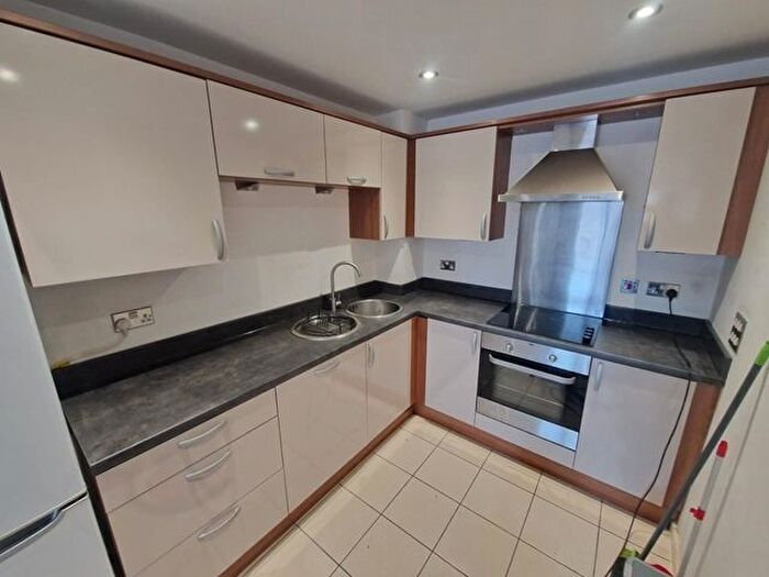 1 Bedroom Flat To Rent In Masshouse Plaza, Birmingham, B5