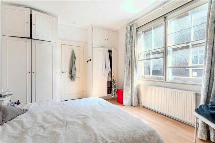 1 Bedroom Flat For Sale In Rosary Gardens, South Kensington, SW7