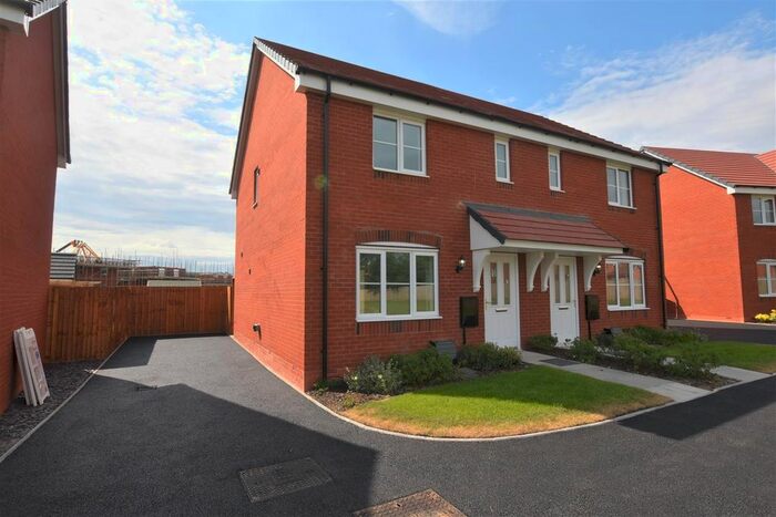 3 Bedroom Property To Rent In Westcott Way, Pershore, WR10