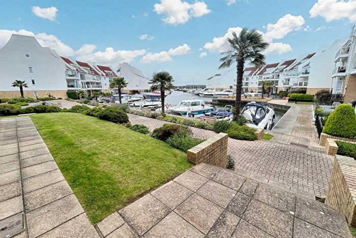 3 Bedroom Flat For Sale In Hamworthy, BH15
