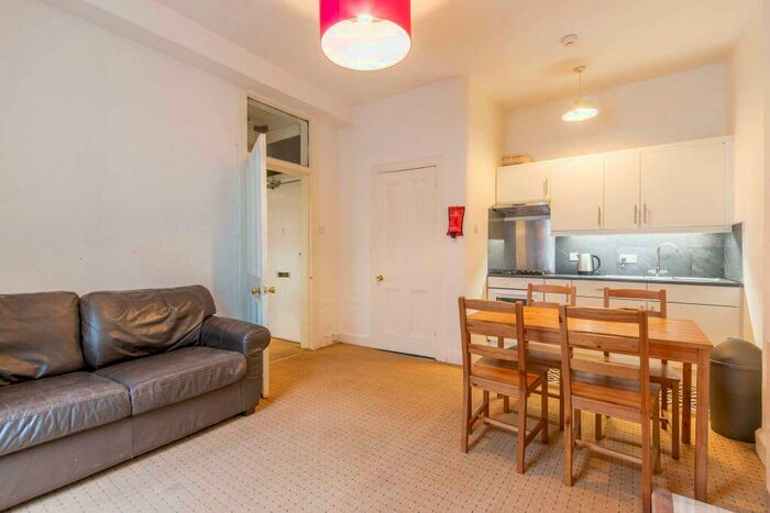 1 Bedroom Flat To Rent In L &#; Dalgety Avenue, Edinburgh, EH7
