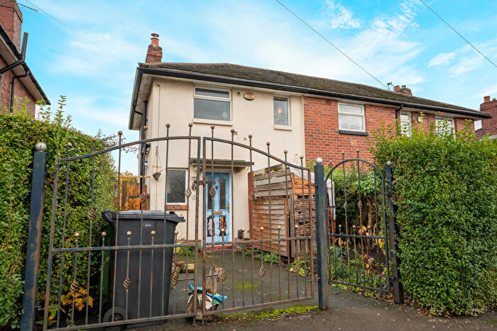 2 Bedroom Semi Detached House For Sale In Rookwood Road, Leeds, LS9