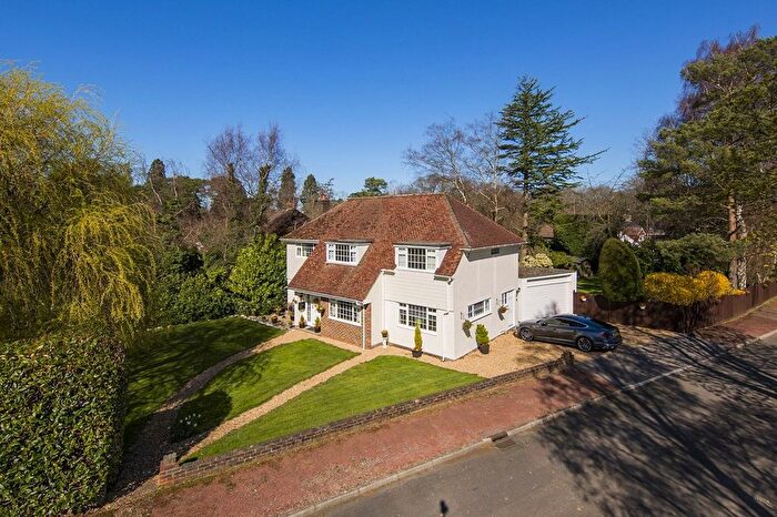 5 Bedroom Detached House For Sale In Malton Way, Tunbridge Wells, Kent, TN2