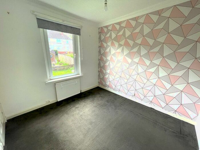 2 Bedroom Flat To Rent In Arnott Drive, Coatbridge, North Lanarkshire, ML5