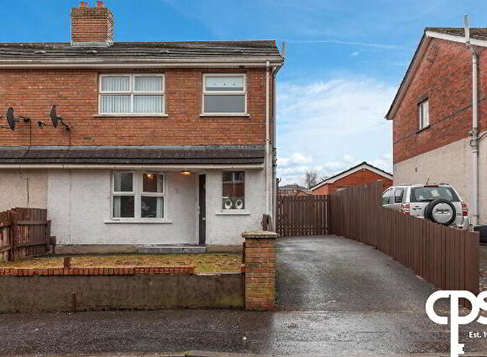 3 Bedroom Semi-Detached House For Sale In Berwick Road, Belfast, BT14