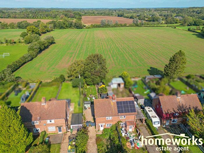 3 Bedroom Semi Detached House For Sale In School Plain, Scarning, Dereham, NR19