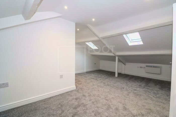2 Bedroom Apartment To Rent In Brand New - Eldon Place, BD1