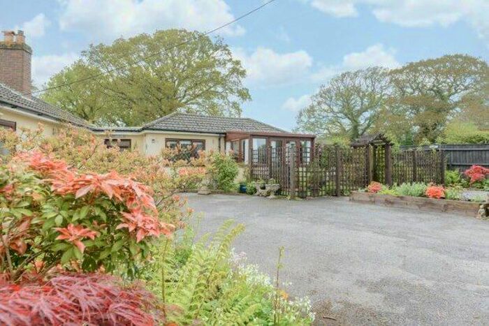 1 Bedroom Bungalow To Rent In Kings Farm Lane, Lymington, SO41