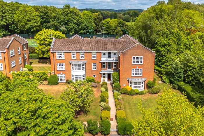 3 Bedroom Apartment For Sale In Phyllis Court Drive, Henley-on-Thames, Oxfordshire, RG9