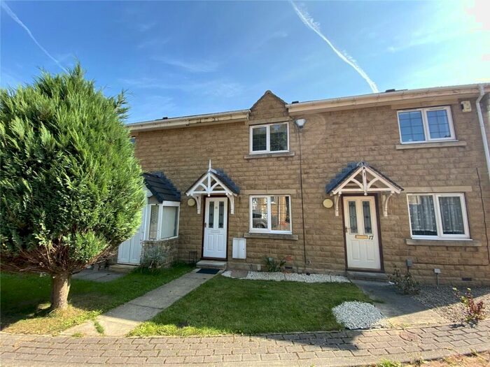 2 Bedroom Terraced House To Rent In St George's Crescent, Lee Mount, Halifax, HX3