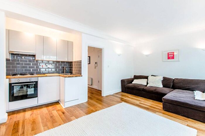 1 Bedroom Flat For Sale In Hackney Road, Shoreditch, London, E2