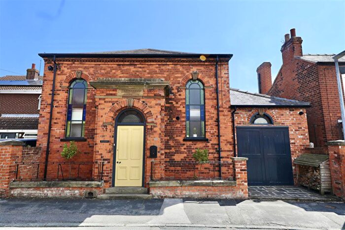 3 Bedroom Property For Sale In Chapel Lane, Ottringham, Hull, HU12