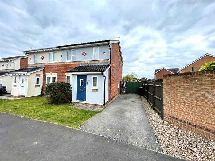 3 Bedroom Semi-Detached House To Rent In Sycamore Grove, Bracebridge Heath, Lincoln, Lincolnshire, LN4