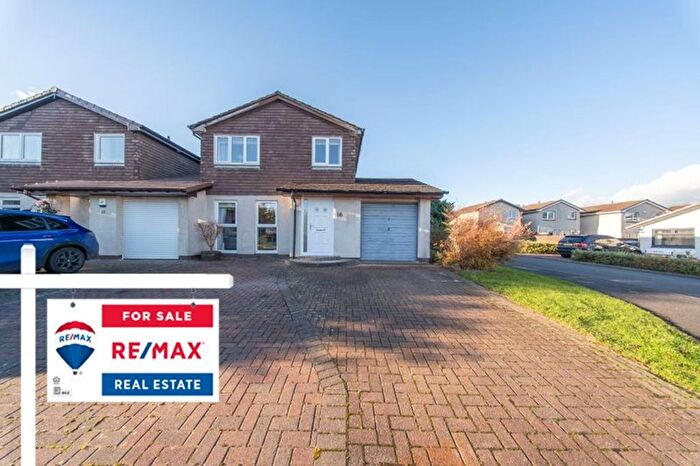 3 Bedroom Link Detached House For Sale In Braid Green, Livingston, EH54