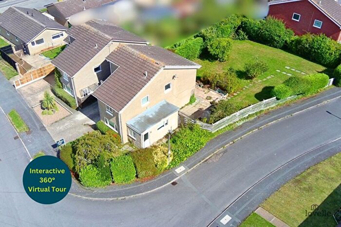 4 Bedroom Detached House For Sale In Cornhill Drive, Barton-Upon-Humber, North Lincolnshire, DN18