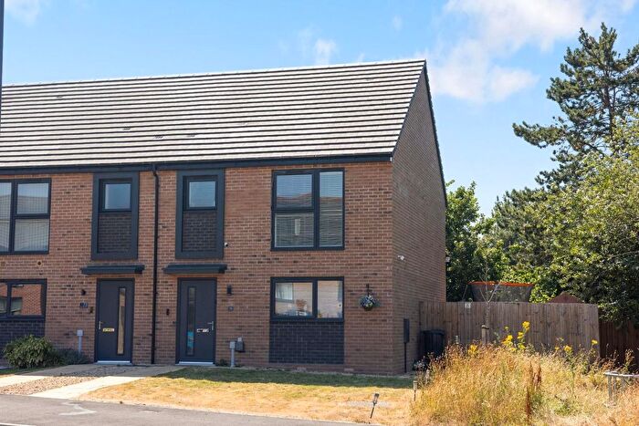 3 Bedroom End Of Terrace House For Sale In Bee Orchid Close, Bristol, BS14